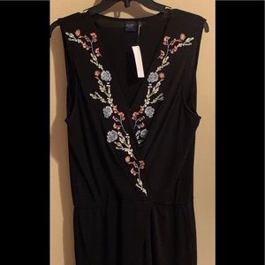 Ladies Romper Size Large
